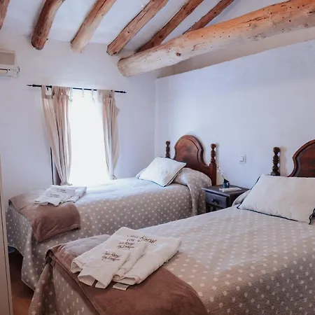 Country house Enebros
